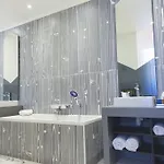 فندق The Originals Boutique, Le Lion, كليرمونت-فيراند