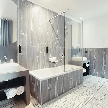 The Originals Boutique, Le Lion, Hotel Clermont-Ferrand