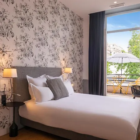 Hotel The Originals Boutique, Le Lion,