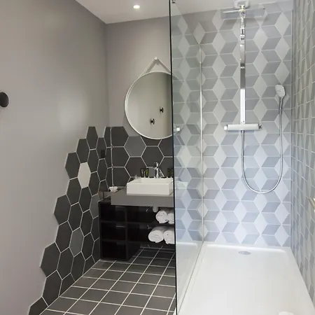 Hotel The Originals Boutique, Le Lion, 3*