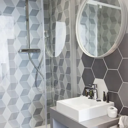 The Originals Boutique, Le Lion, 3* Clermont-Ferrand