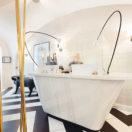 The Originals Boutique, Le Lion, 3*