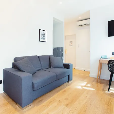 Hotel The Originals Boutique, Le Lion,