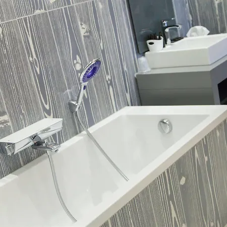 Hotel The Originals Boutique, Le Lion, 3*