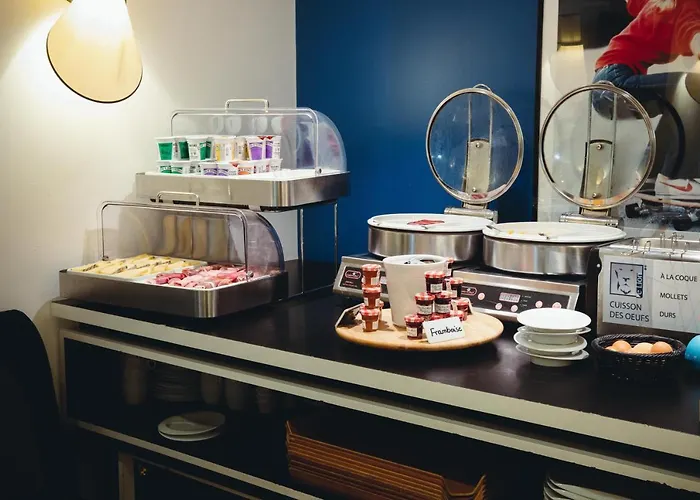 The Originals Boutique, Le Lion,