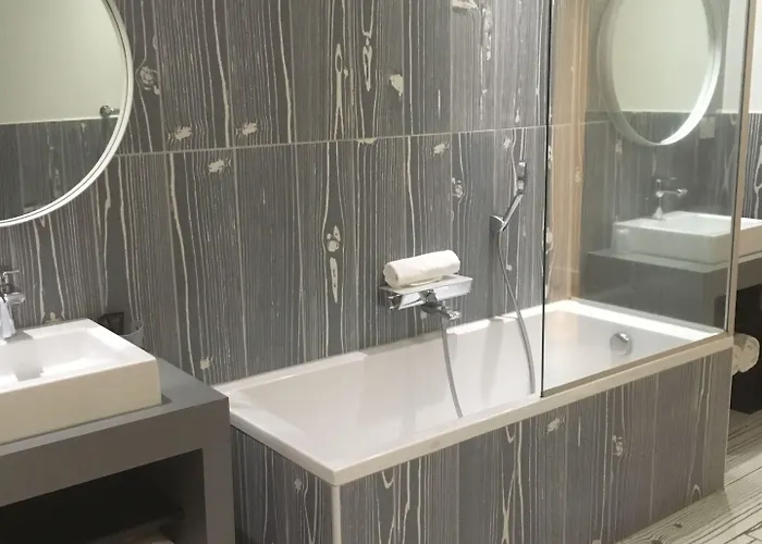 Hotel The Originals Boutique, Le Lion, Clermont-Ferrand