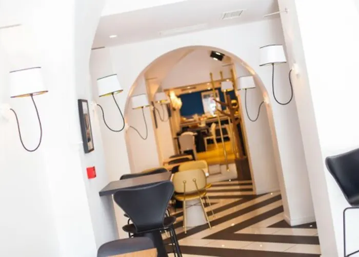 Hotell The Originals Boutique, Le Lion,